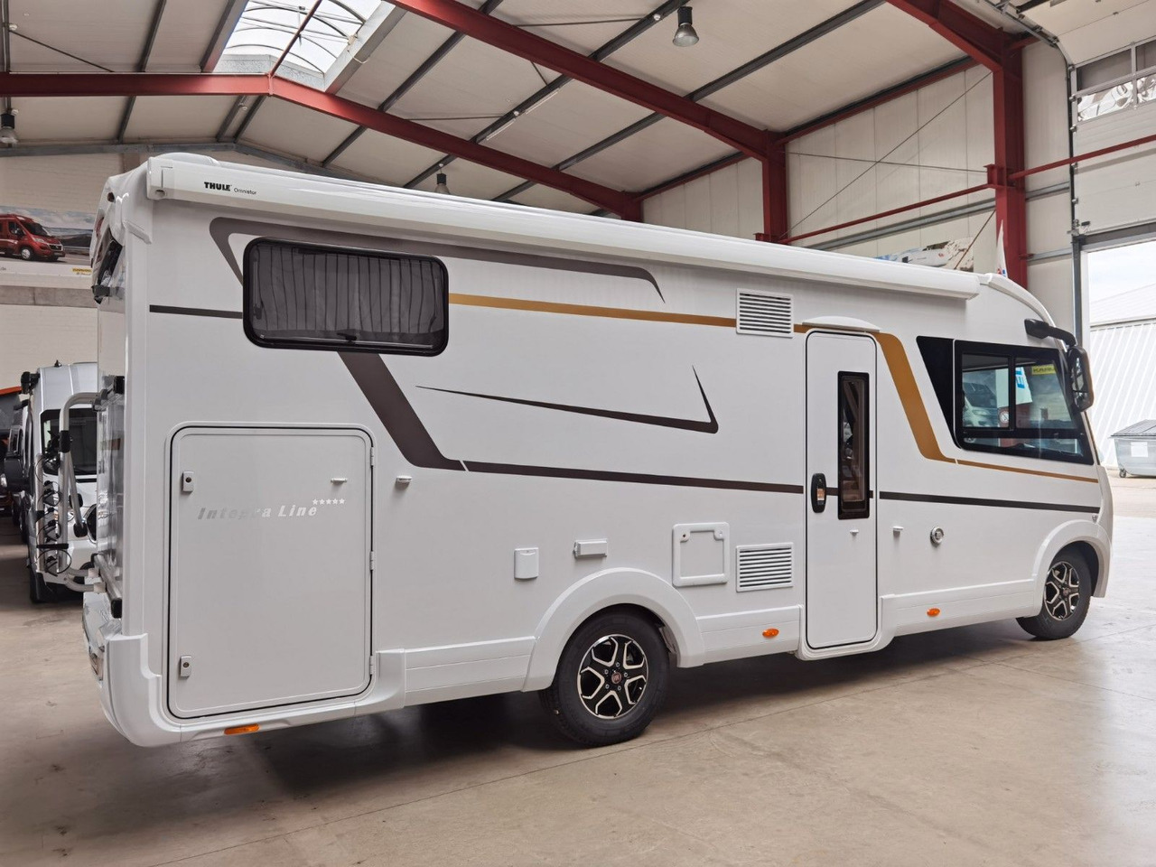 Eura Mobil INTEGRA LINE 720 EB /180PS-9G MAXI/ EINZELBETTEN - Camping-car intégral: photos 4 Eura Mobil INTEGRA LINE 720 EB /180PS-9G MAXI/ EINZELBETTEN - Camping-car intégral: photos 4