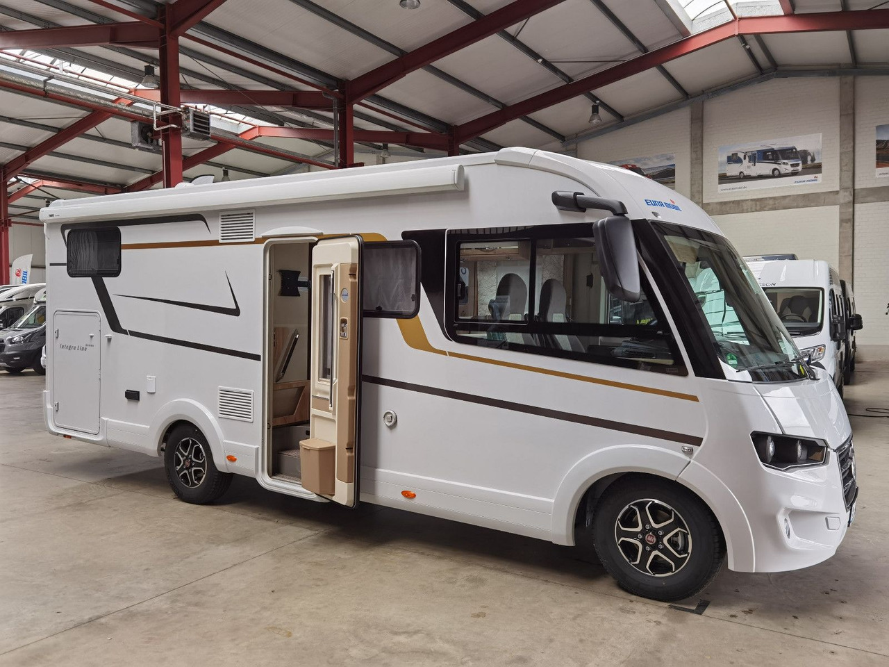 Camping-car intégral Eura Mobil INTEGRA LINE 720 EF /180PS-9G MAXI/ EINZELBETTEN: photos 7