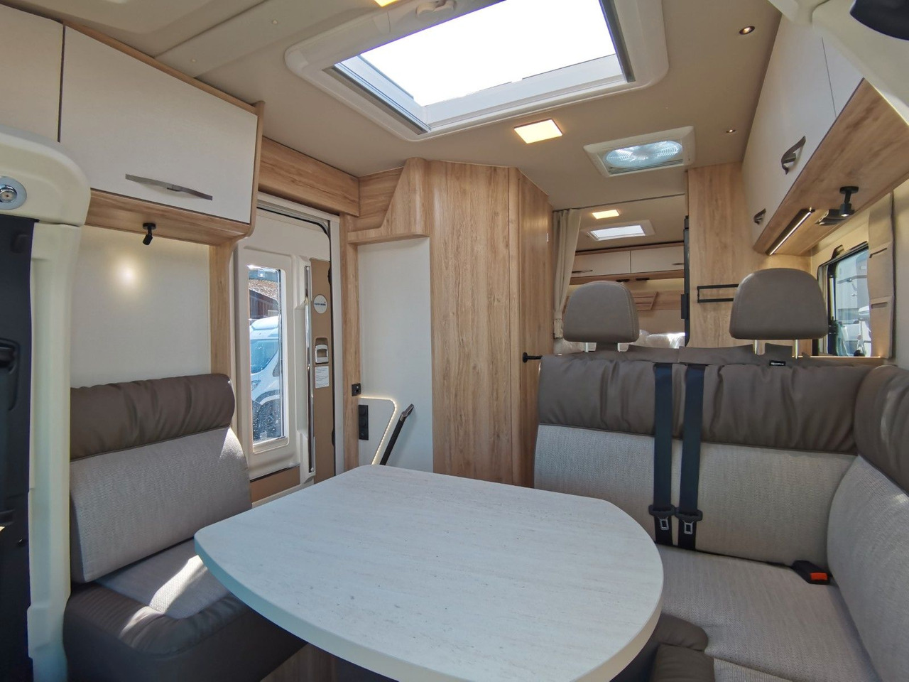 Camping-car profilé Eura Mobil PROFILA T 696 EB /-2025-/ S-PAKET / EINZELBETTEN: photos 14