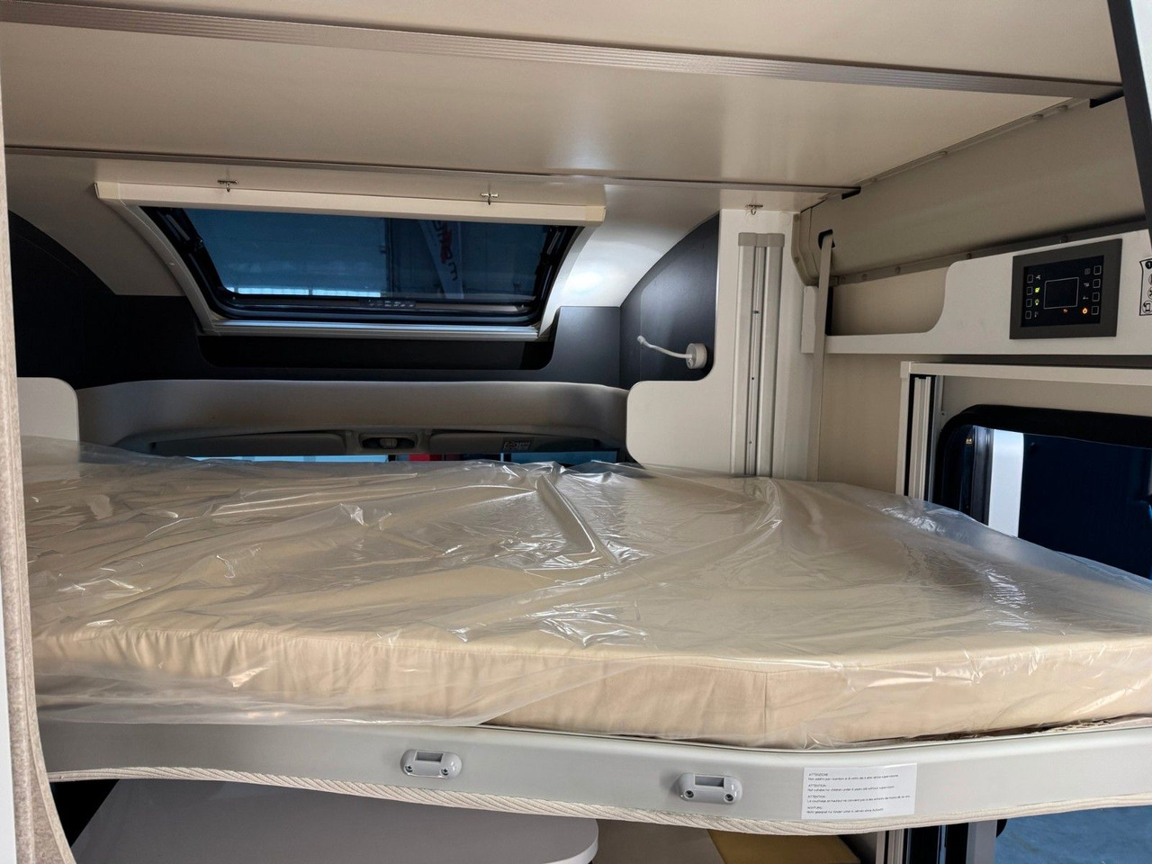 Camping-car profilé Forster T 699 EB / -2026-/ 140PS/ EINZELBETTEN & HUBBETT: photos 21