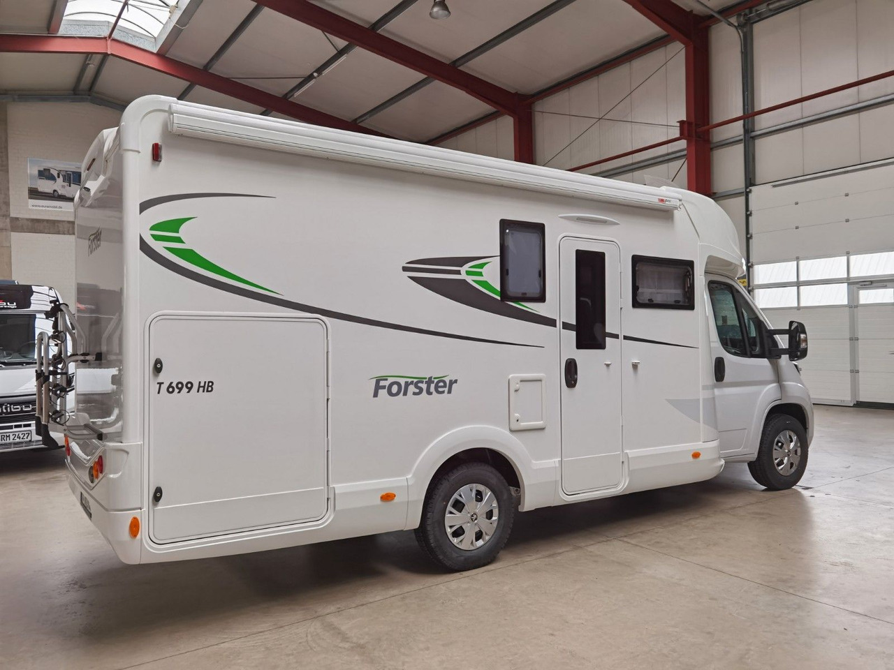 Forster T 699 HB / 140PS / EB- HUBBETT & HECKBETT - Camping-car profilé: photos 4 Forster T 699 HB / 140PS / EB- HUBBETT & HECKBETT - Camping-car profilé: photos 4