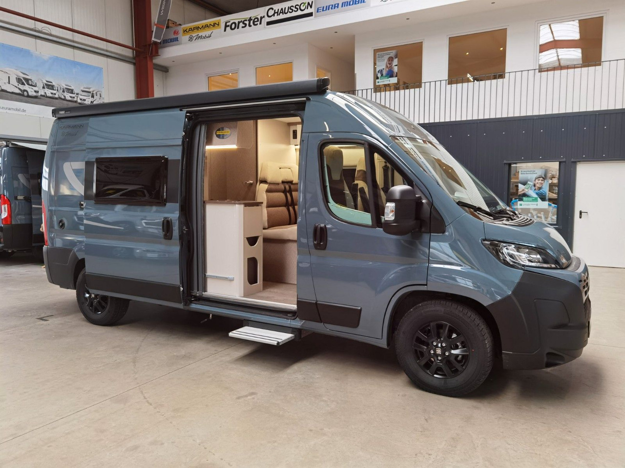 Karmann DAVIS 590 TRENDSTYLE / -2025-/ 140PS /PLUS-PAKET en leasing occasion Karmann DAVIS 590 TRENDSTYLE / -2025-/ 140PS /PLUS-PAKET: photos 9