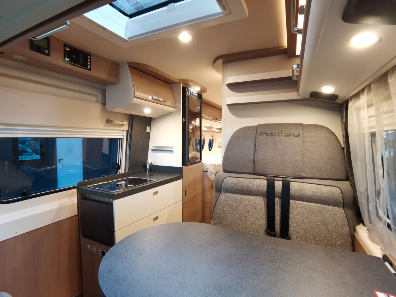 Fourgon aménagé Malibu VAN COMFORT 640 LE / INFO.- PAKET / EINZELBETTEN: photos 11