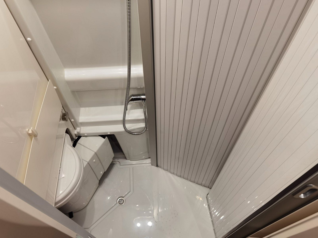 Fourgon aménagé Malibu VAN COMFORT GT - 640 LE / NAVIGATION & KEYLESS: photos 19