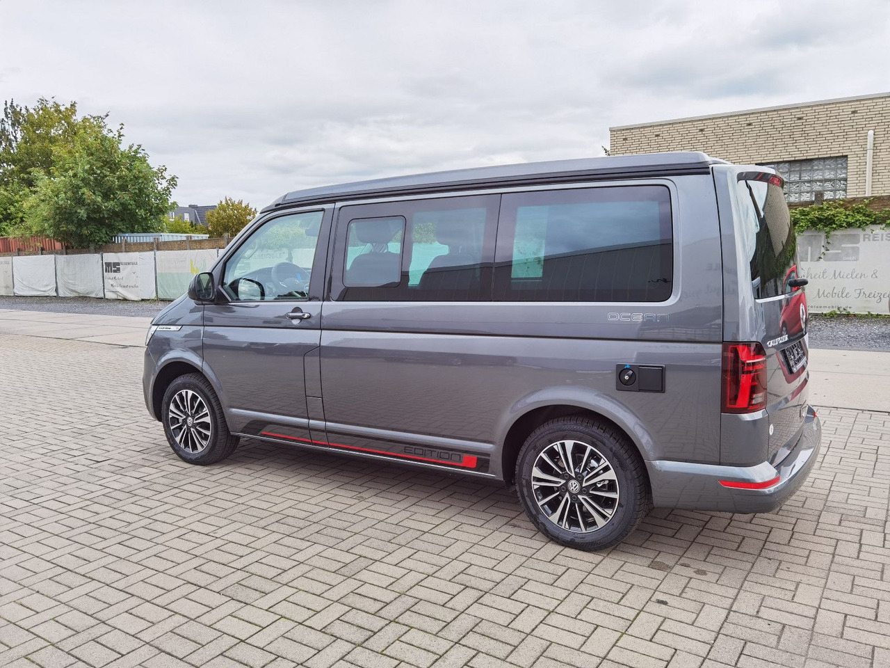 Volkswagen T6.1 CALIFORNIA OCEAN EDITION / DSG / ACC / NAVI - Transport de personnes: photos 5 Volkswagen T6.1 CALIFORNIA OCEAN EDITION / DSG / ACC / NAVI - Transport de personnes: photos 5