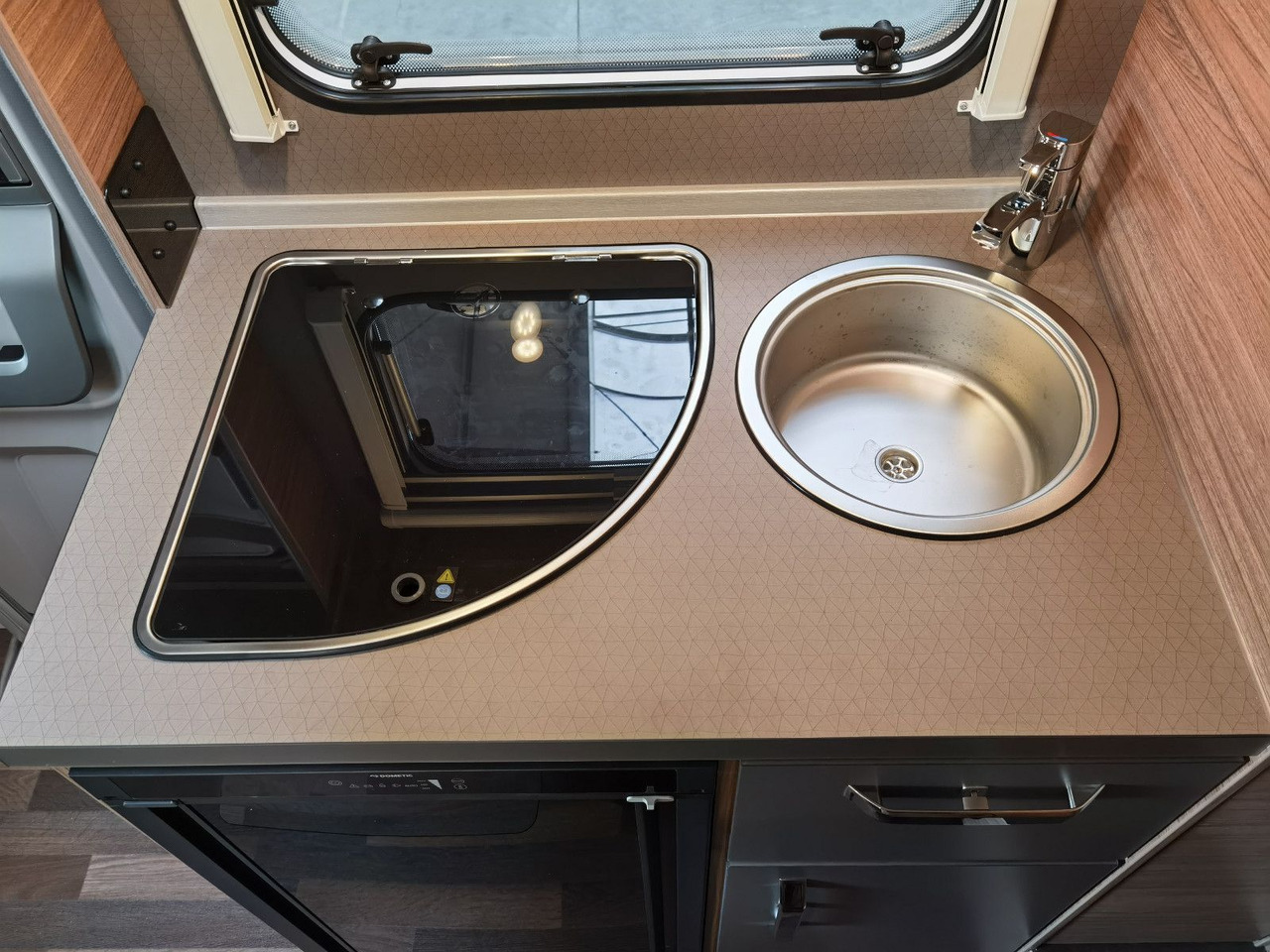 Camping-car capucine Weinsberg CARAHOME 550 MG /- 2025 - / 140 PS / NUR 5.97M: photos 16 Camping-car capucine Weinsberg CARAHOME 550 MG /- 2025 - / 140 PS / NUR 5.97M: photos 16