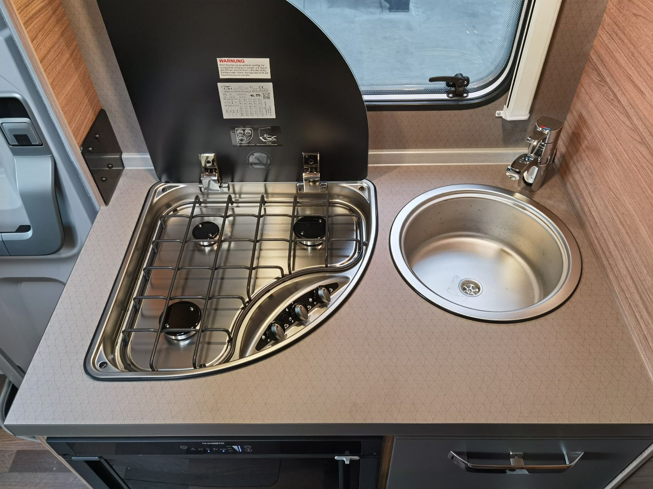 Camping-car capucine Weinsberg CARAHOME 550 MG /- 2025 - / 140 PS / NUR 5.97M: photos 17 Camping-car capucine Weinsberg CARAHOME 550 MG /- 2025 - / 140 PS / NUR 5.97M: photos 17