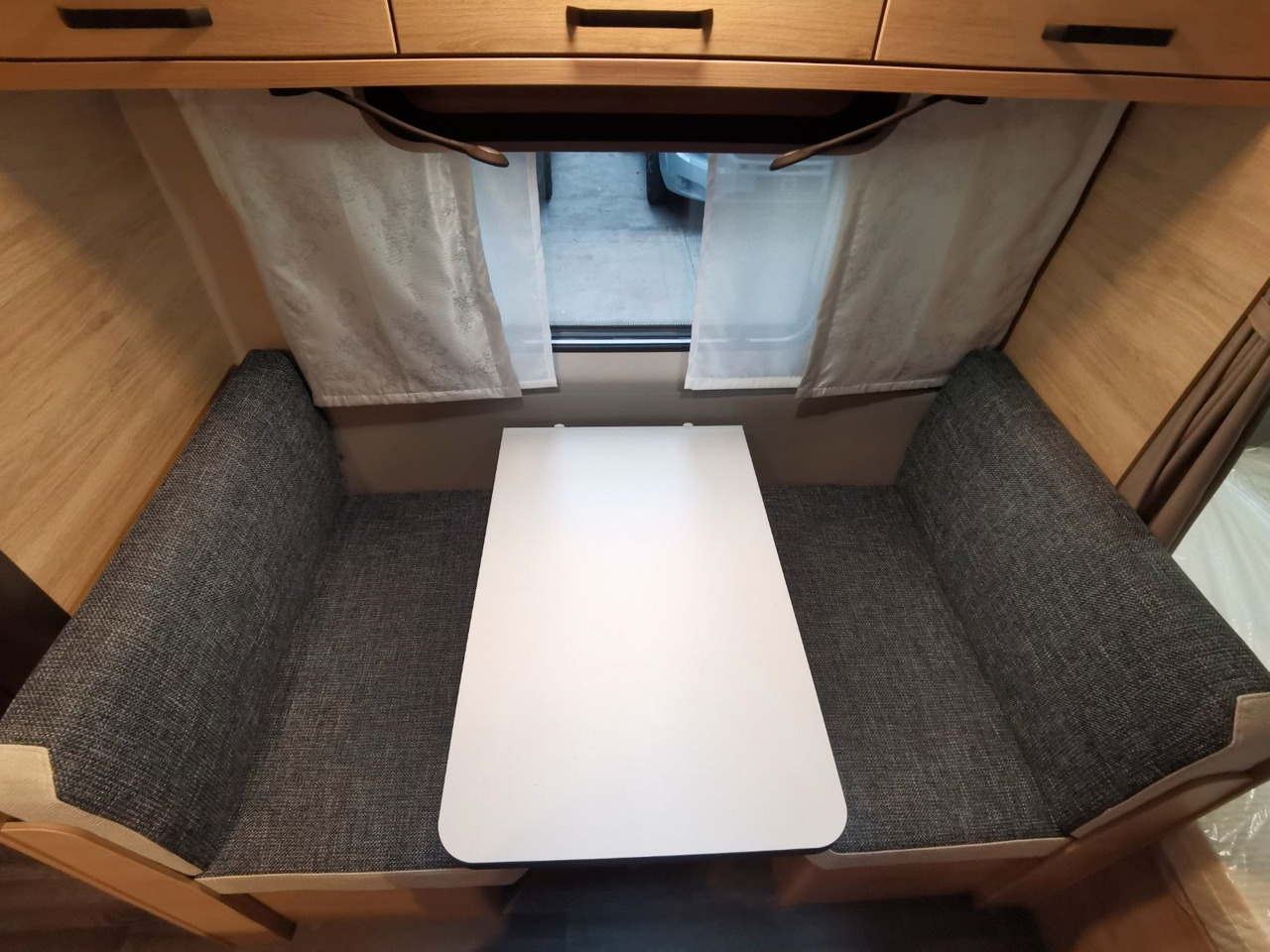 Caravane Weinsberg CARAONE 480 QDK / - 2026 - / ETAGENBETTEN: photos 15