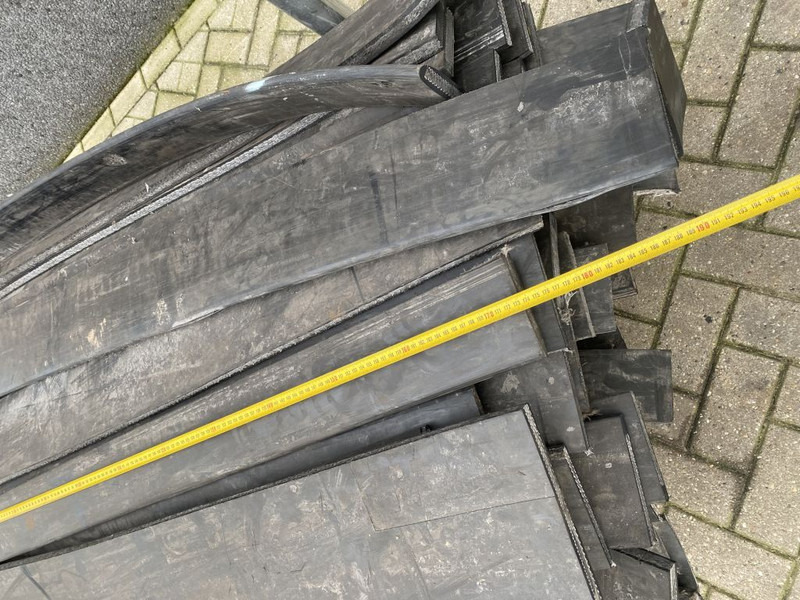 Engins de chantier Rubber rubberschuif modderschuif rubber afval rubbers strips rubbers sllijtstrip: photos 8