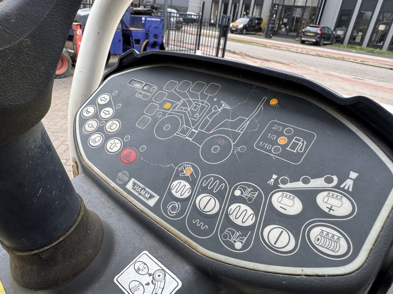 Compacteur Hamm HD 10 VV Trilwals / Road Roller / Tandemwalze 2015 Kubota Diesel: photos 7 Compacteur Hamm HD 10 VV Trilwals / Road Roller / Tandemwalze 2015 Kubota Diesel: photos 7