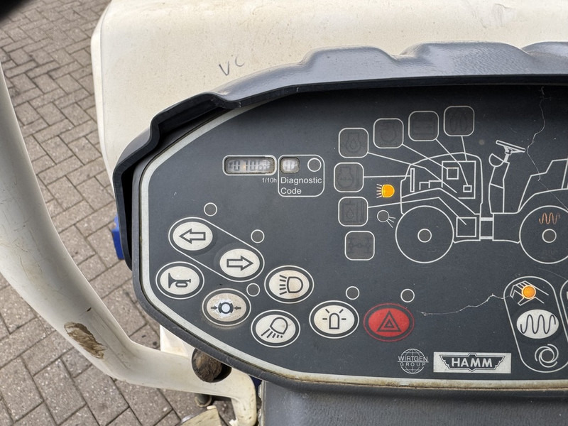 Compacteur Hamm HD 10 VV Trilwals / Road Roller / Tandemwalze 2015 Kubota Diesel: photos 6 Compacteur Hamm HD 10 VV Trilwals / Road Roller / Tandemwalze 2015 Kubota Diesel: photos 6