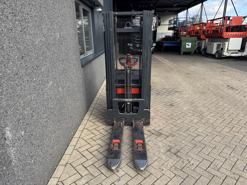 Gerbeur Linde L14 stapelaar 2019: photos 8