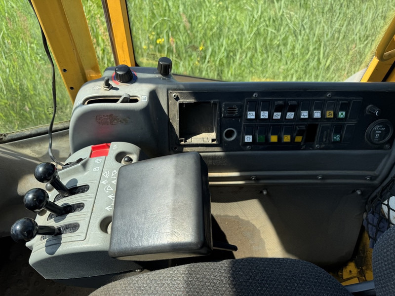 Chargeuse sur pneus Volvo L110E - Shovel - Wheelloader - 2005 - 9375 hours: photos 15