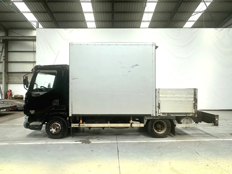 DAF LF 45.180 - Camion grue: photos 2 DAF LF 45.180 - Camion grue: photos 2