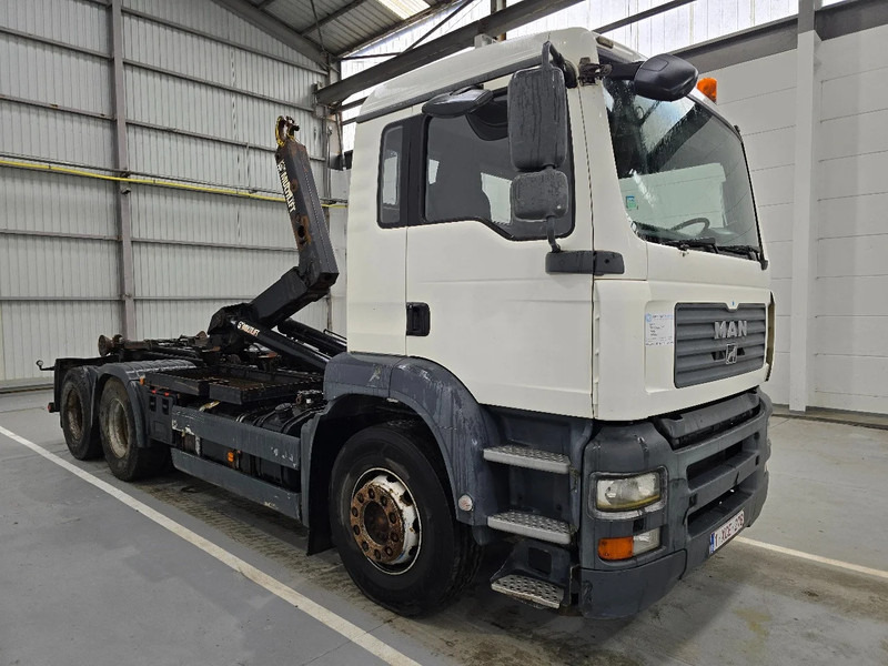 MAN TGS 28.360 6x2 / AIRCO / LIFTAS - Camion ampliroll: photos 4 MAN TGS 28.360 6x2 / AIRCO / LIFTAS - Camion ampliroll: photos 4
