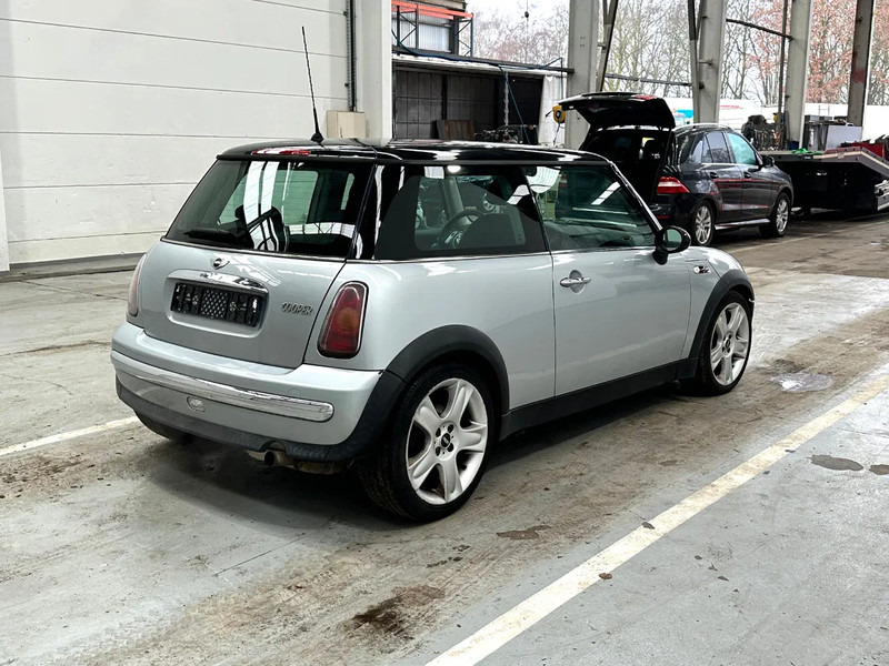 MINI Cooper S RC31 - Voiture: photos 5 MINI Cooper S RC31 - Voiture: photos 5