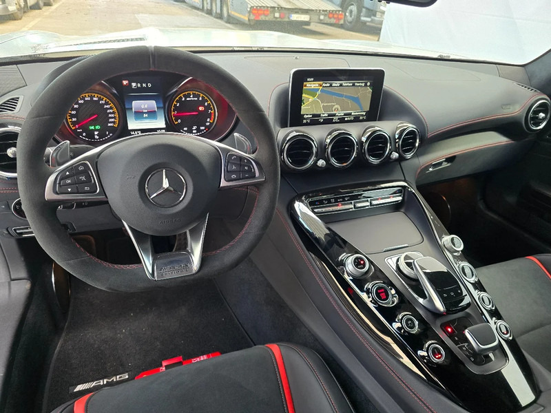 Voiture Mercedes-Benz AMG GT S / V8 BITURBO / DESIGNO / 54km !!!: photos 11