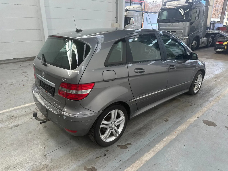 Voiture Mercedes-Benz B-Klasse 180: photos 6