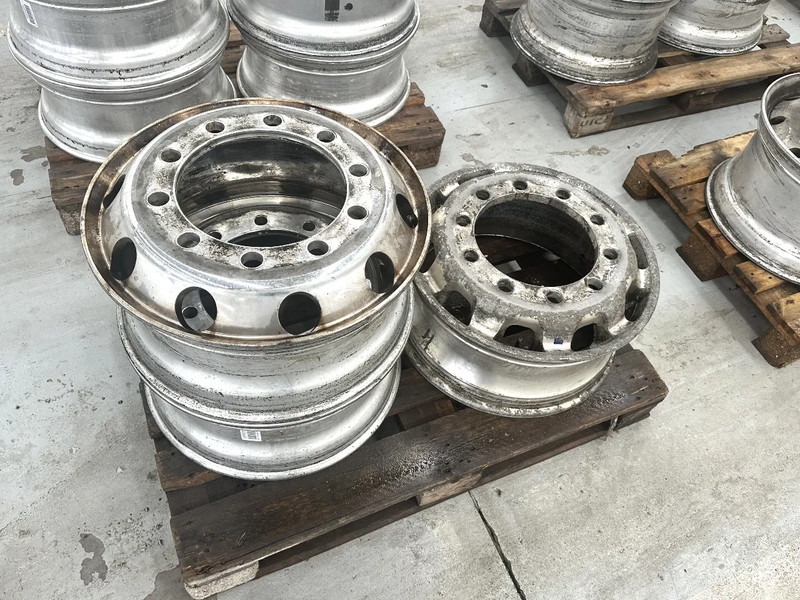 Alcoa Gentes alu/Alu velgen à vendre/te koop – pièce/lot | stuk/set - Pièces de rechange: photos 4 Alcoa Gentes alu/Alu velgen à vendre/te koop – pièce/lot | stuk/set - Pièces de rechange: photos 4