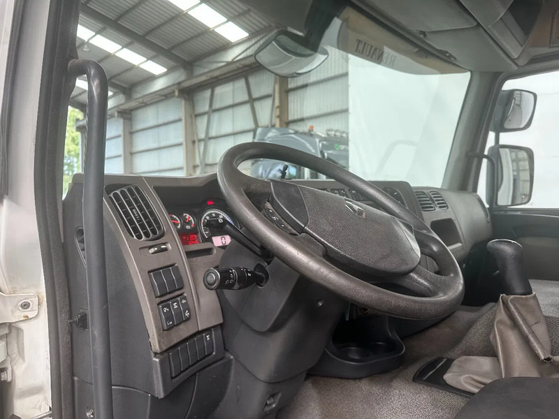 Camion plateau Renault Premium 310 DXI: photos 12 Camion plateau Renault Premium 310 DXI: photos 12