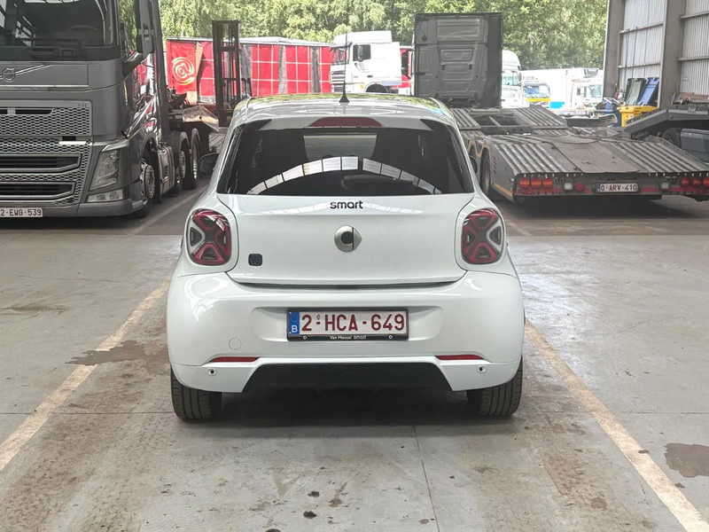 Smart Forfour ONE EQ / 100% ELECTRIC / BRABUS ALLOY WHEELS /EDITION ONE - Voiture: photos 4 Smart Forfour ONE EQ / 100% ELECTRIC / BRABUS ALLOY WHEELS /EDITION ONE - Voiture: photos 4