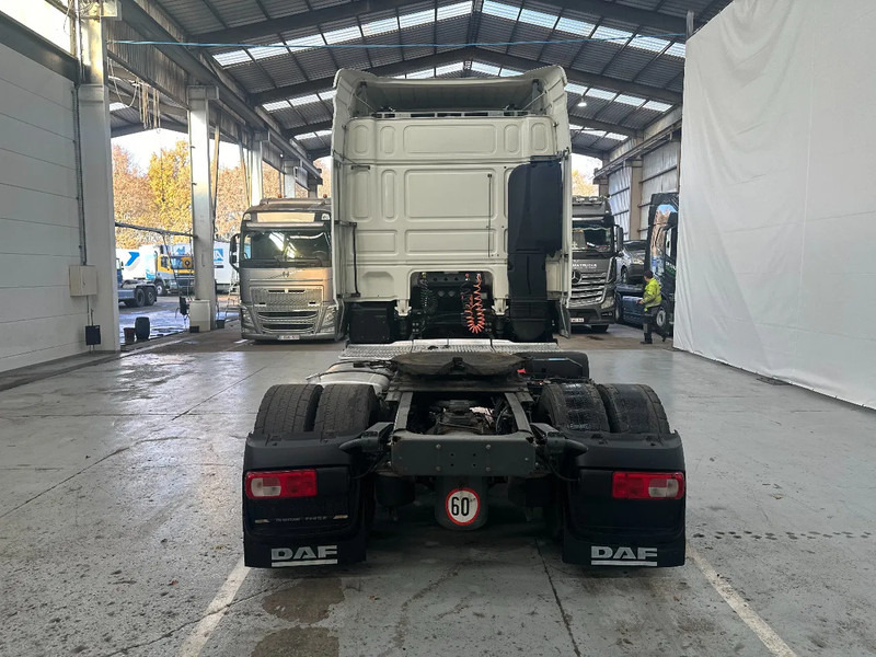 DAF XF 106.460 SPACECAB - Tracteur routier: photos 4 DAF XF 106.460 SPACECAB - Tracteur routier: photos 4