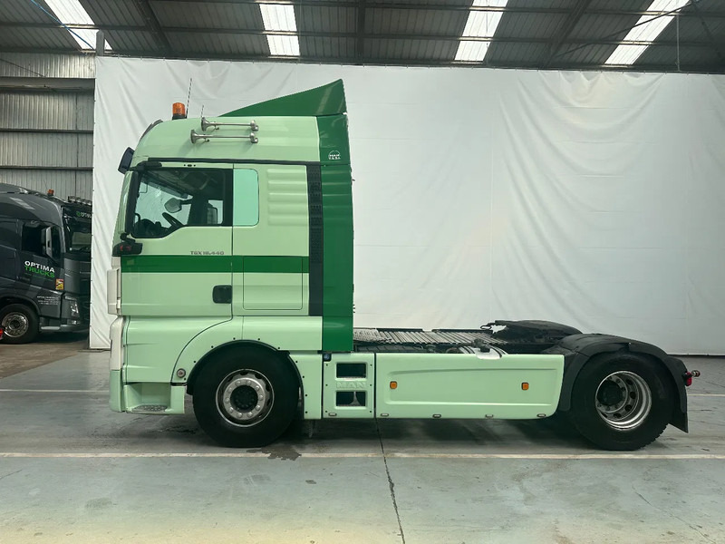 MAN TGX 18.440 XLX / AIRCO - Tracteur routier: photos 3 MAN TGX 18.440 XLX / AIRCO - Tracteur routier: photos 3