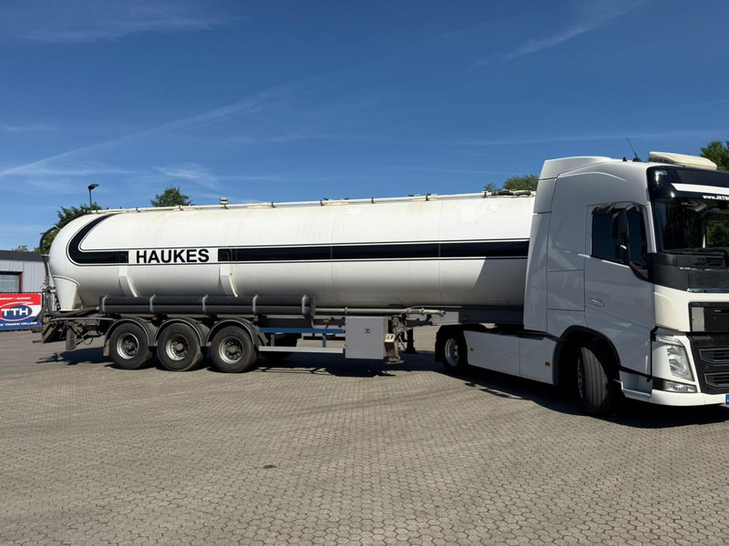 Benalu T39NLNEP Tipper Aluminium 6 compartiments - Semi-remorque citerne: photos 5 Benalu T39NLNEP Tipper Aluminium 6 compartiments - Semi-remorque citerne: photos 5