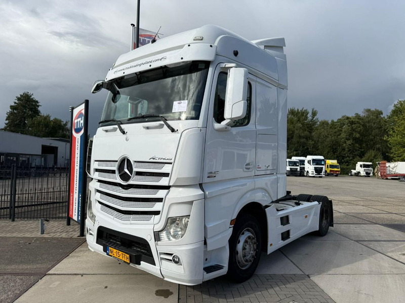 Mercedes-Benz Actros 1845 BigSpace Voith Retarder 2x Fueltank Fullspoilers - Tracteur routier: photos 2 Mercedes-Benz Actros 1845 BigSpace Voith Retarder 2x Fueltank Fullspoilers - Tracteur routier: photos 2