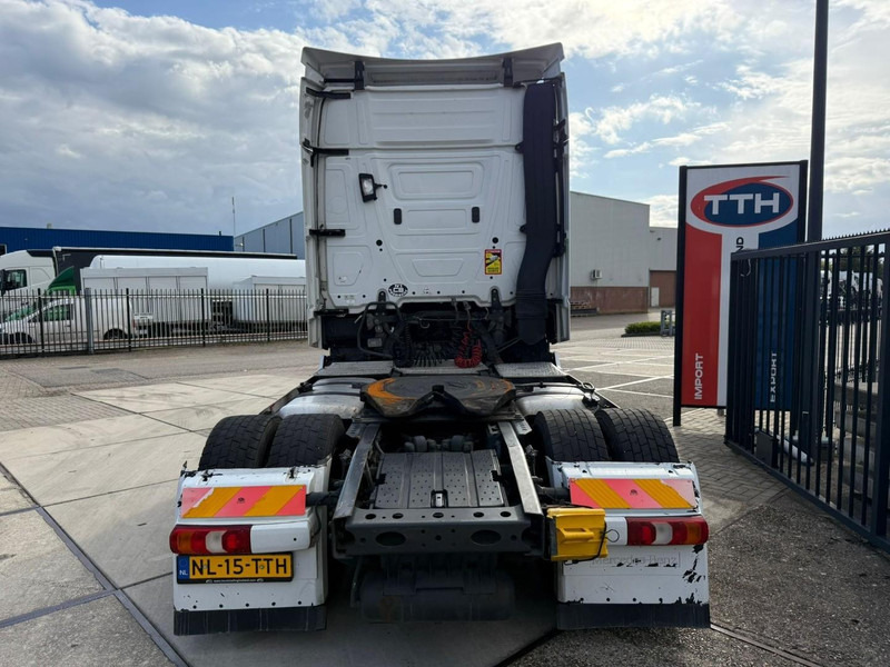 Mercedes-Benz Actros 1845 BigSpace Voith Retarder 2x Fueltank Fullspoilers - Tracteur routier: photos 4 Mercedes-Benz Actros 1845 BigSpace Voith Retarder 2x Fueltank Fullspoilers - Tracteur routier: photos 4