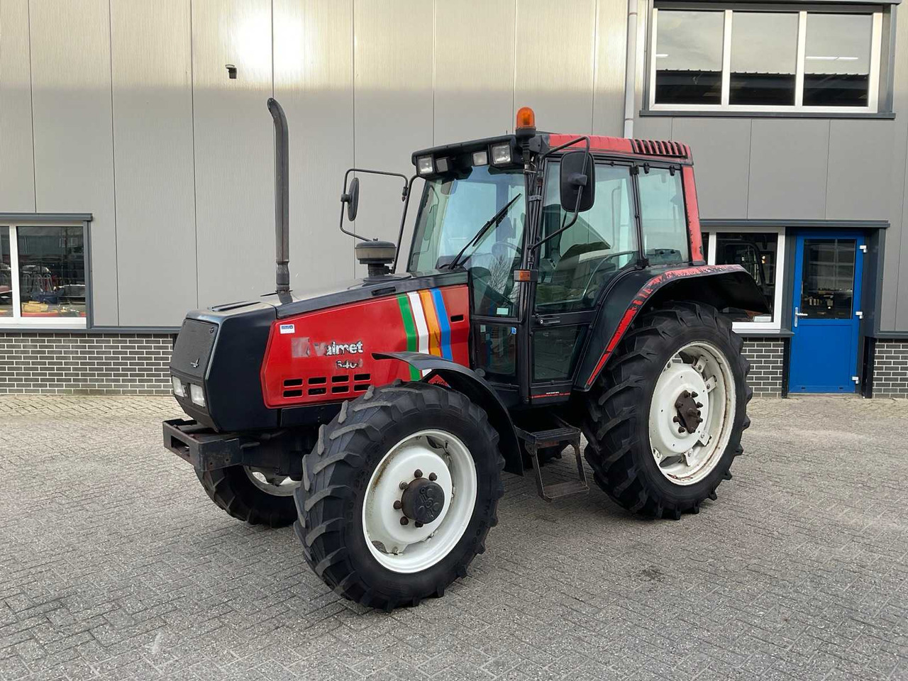 1996 VALMET 6400 HI-TROL ALL-WHEEL DRIVE FARM TRACTOR - Tracteur agricole: photos 1 1996 VALMET 6400 HI-TROL ALL-WHEEL DRIVE FARM TRACTOR - Tracteur agricole: photos 1