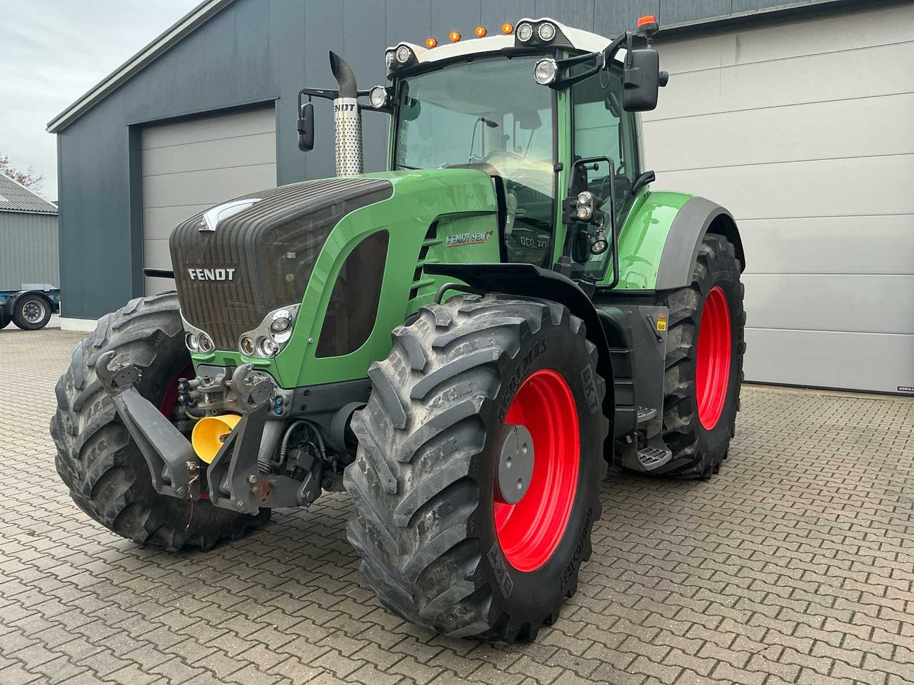 2003 FENDT 930 VARIO ALL-WHEEL DRIVE AGRICULTURAL TRACTOR - Tracteur agricole: photos 1 2003 FENDT 930 VARIO ALL-WHEEL DRIVE AGRICULTURAL TRACTOR - Tracteur agricole: photos 1
