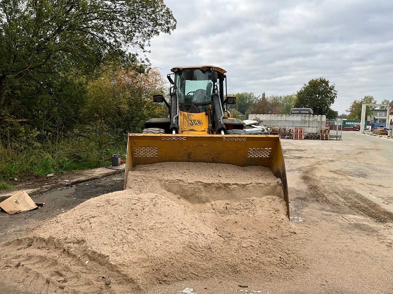 2005 JCB 456 WHEEL LOADER - Chargeuse sur pneus: photos 2 2005 JCB 456 WHEEL LOADER - Chargeuse sur pneus: photos 2