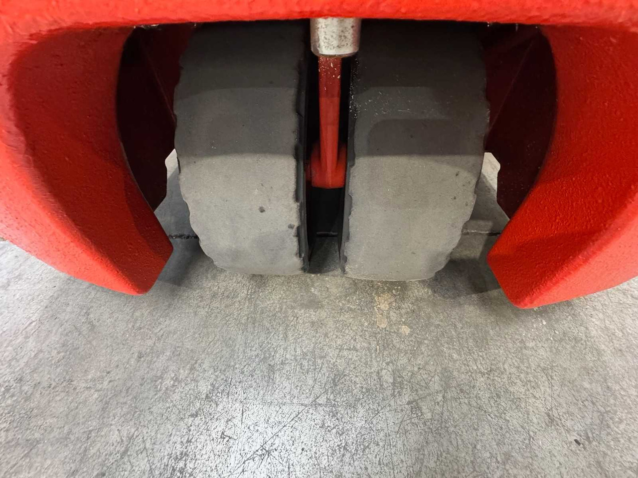 Chariot élévateur 2006 SERVICE + UVV 12/2026 LINDE E14 2,977 HOURS 4X TIRES NEW ELECTRIC FORKLIFT. E20 E16: photos 11