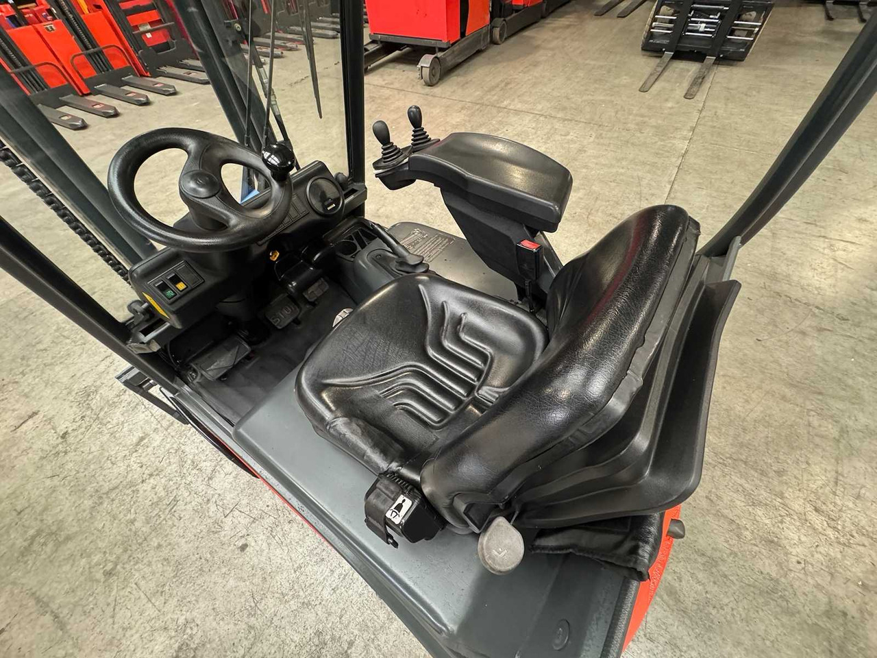 Chariot élévateur 2006 SERVICE + UVV 12/2026 LINDE E14 2,977 HOURS 4X TIRES NEW ELECTRIC FORKLIFT. E20 E16: photos 13