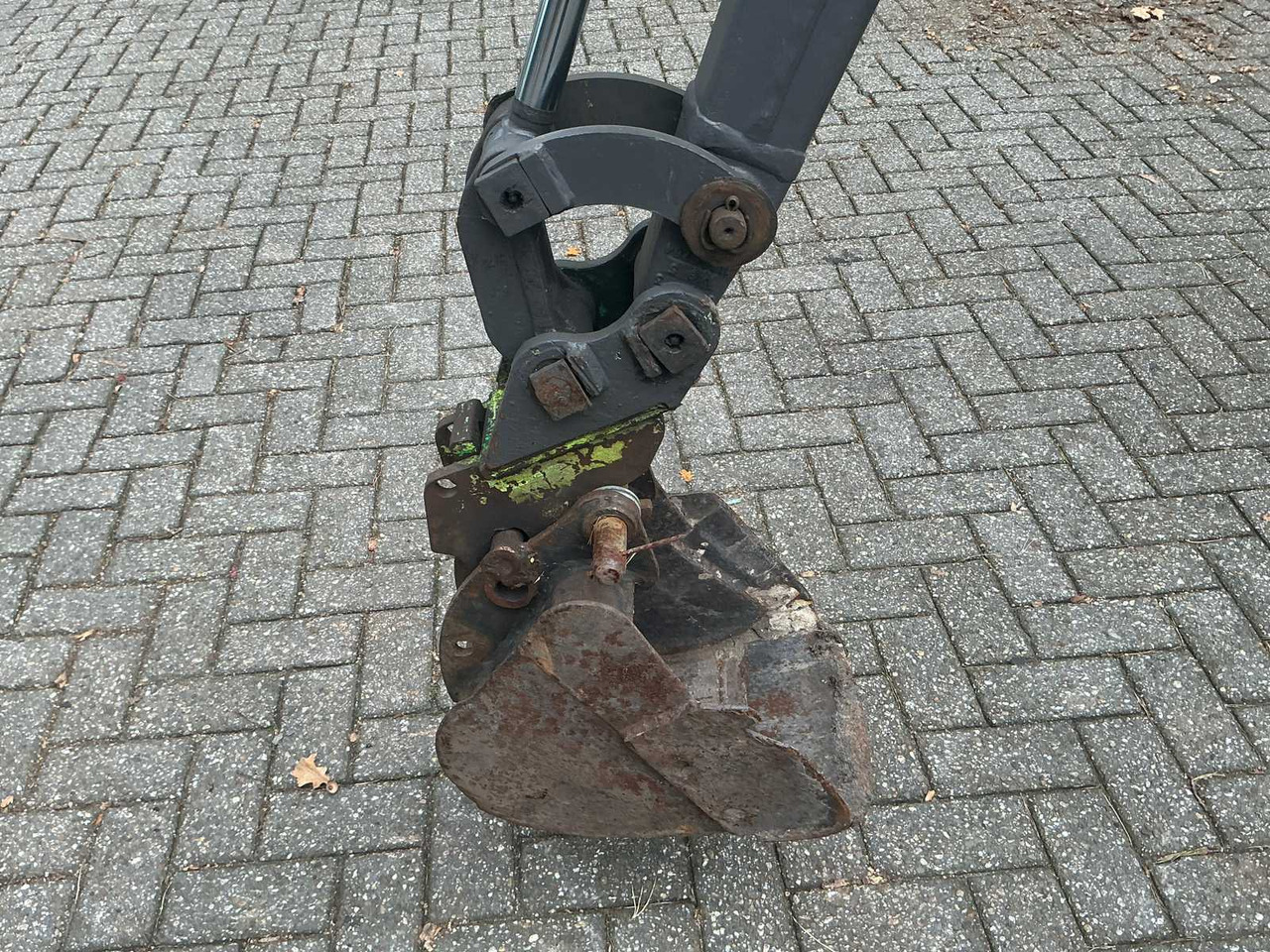 2015 VOLVO EC-18D MINI EXCAVATOR - Mini pelle: photos 4 2015 VOLVO EC-18D MINI EXCAVATOR - Mini pelle: photos 4