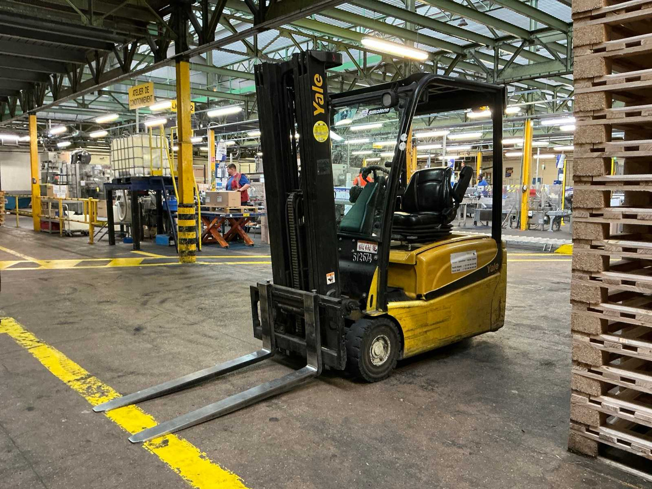 2015 YALE ERP16VF FORKLIFT - Chariot élévateur: photos 2 2015 YALE ERP16VF FORKLIFT - Chariot élévateur: photos 2