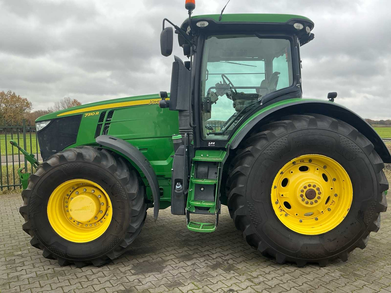2016 JOHN DEERE 7310 R ALL-WHEEL DRIVE FARM TRACTOR - Tracteur agricole: photos 5 2016 JOHN DEERE 7310 R ALL-WHEEL DRIVE FARM TRACTOR - Tracteur agricole: photos 5