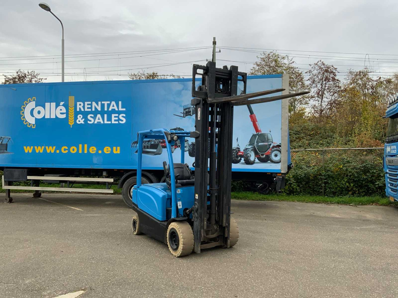 2016 YALE ERP35VL FORKLIFT - Chariot élévateur: photos 1 2016 YALE ERP35VL FORKLIFT - Chariot élévateur: photos 1