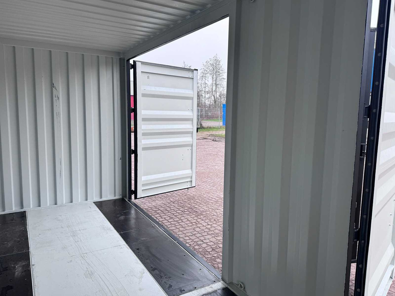 Conteneur maritime 40ft HQ High Cube shipping container with 3 side doors: photos 19