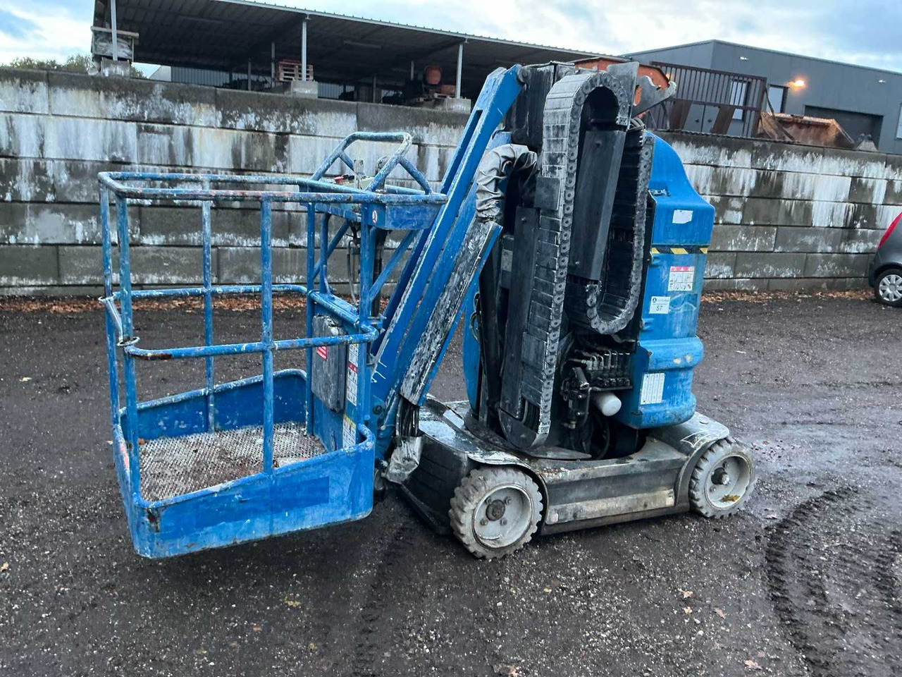 ATN 2013 ATN PIAF 880R AERIAL WORK PLATFORM - Nacelle: photos 1 ATN 2013 ATN PIAF 880R AERIAL WORK PLATFORM - Nacelle: photos 1