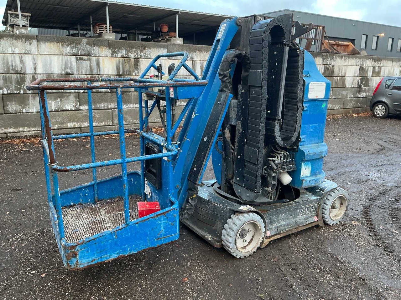 ATN 2015 ATN PIAF 880R AERIAL WORK PLATFORM - Nacelle: photos 1 ATN 2015 ATN PIAF 880R AERIAL WORK PLATFORM - Nacelle: photos 1