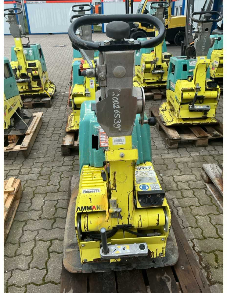 Ammann APH 50/75 - Plaque vibrante: photos 2 Ammann APH 50/75 - Plaque vibrante: photos 2