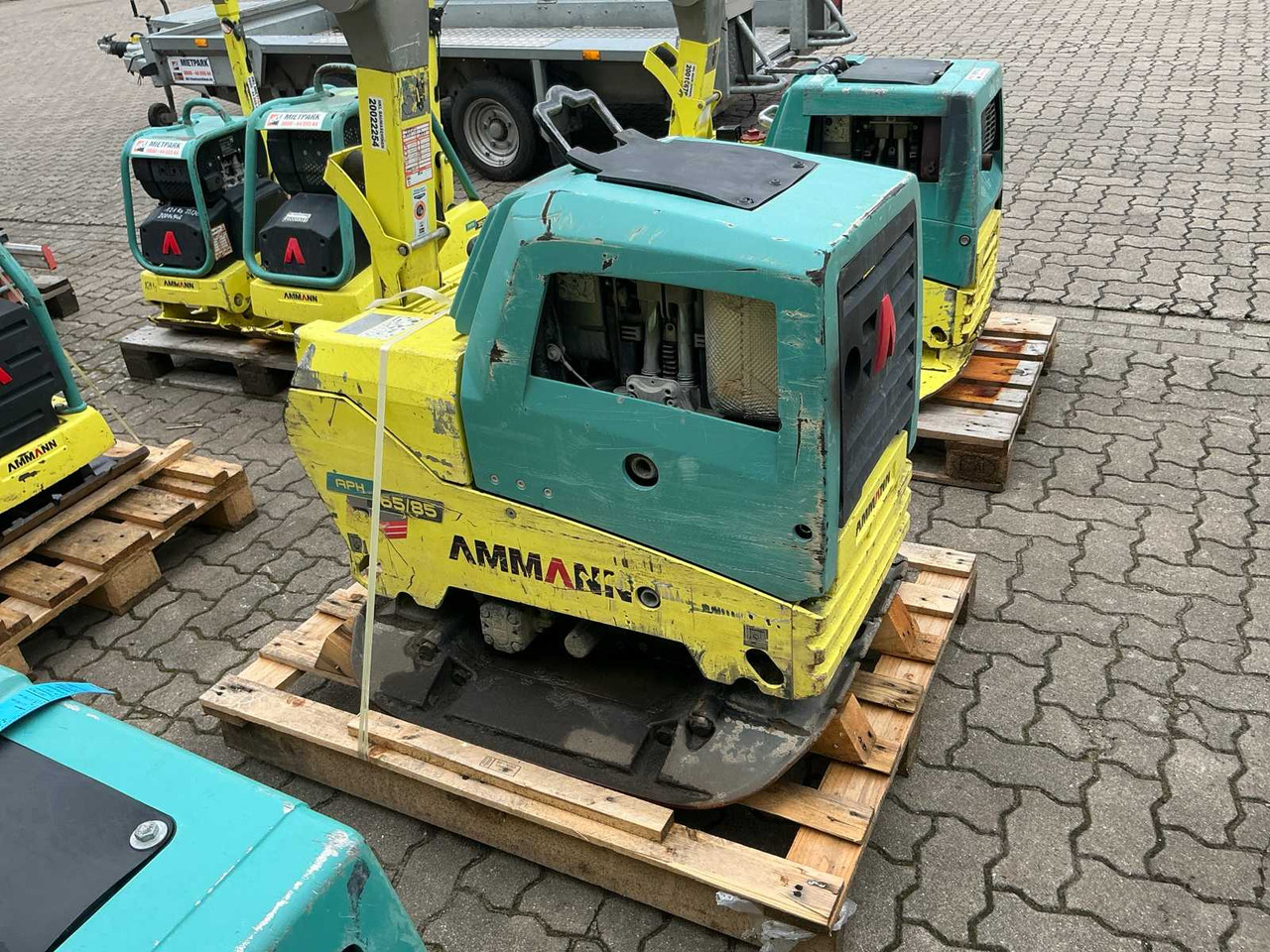 Ammann APH 65/85 - Plaque vibrante: photos 1 Ammann APH 65/85 - Plaque vibrante: photos 1