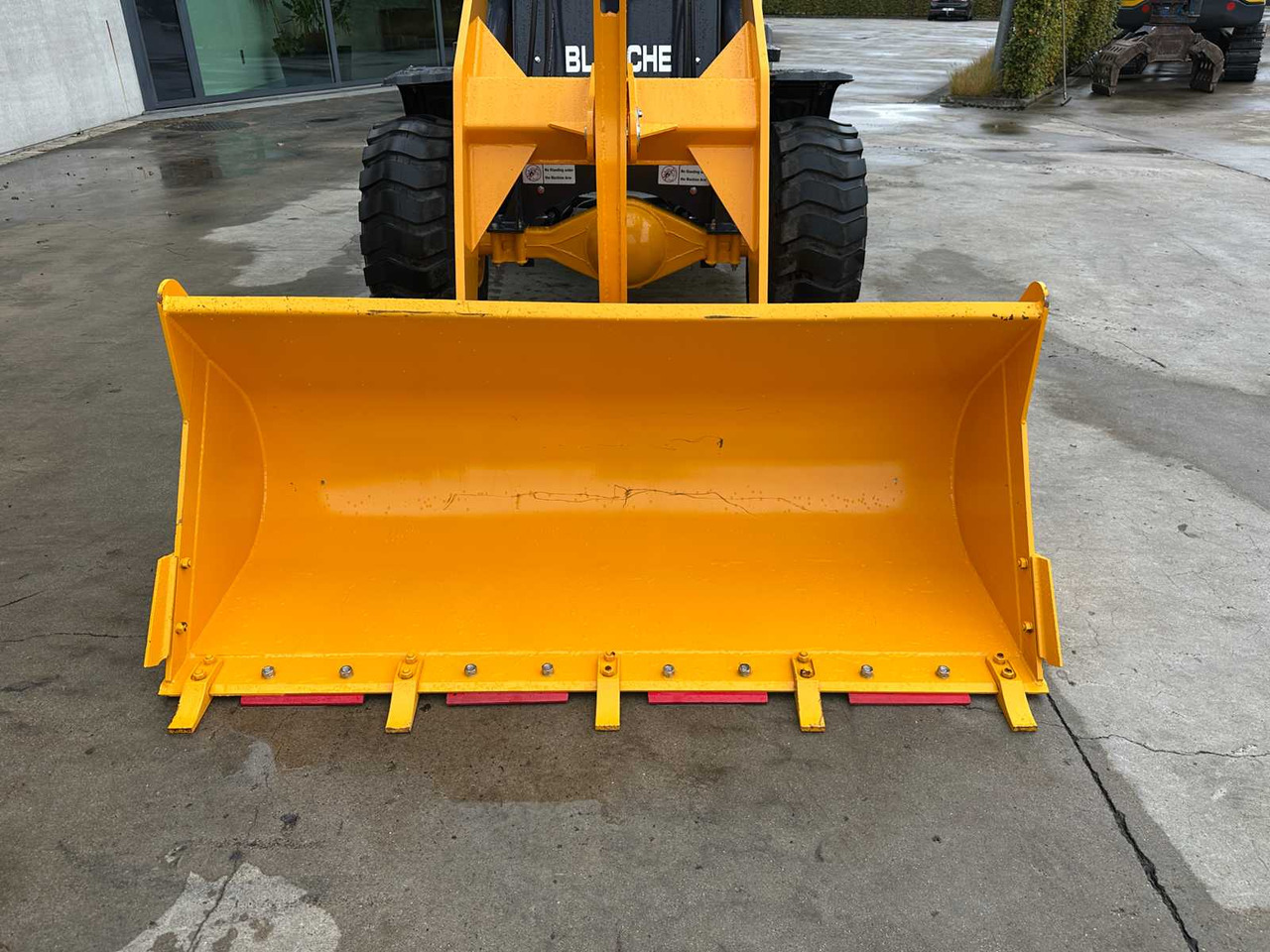 Chargeuse sur pneus BLANCHE - 2025 - TW36 - SHOVEL: photos 9 Chargeuse sur pneus BLANCHE - 2025 - TW36 - SHOVEL: photos 9