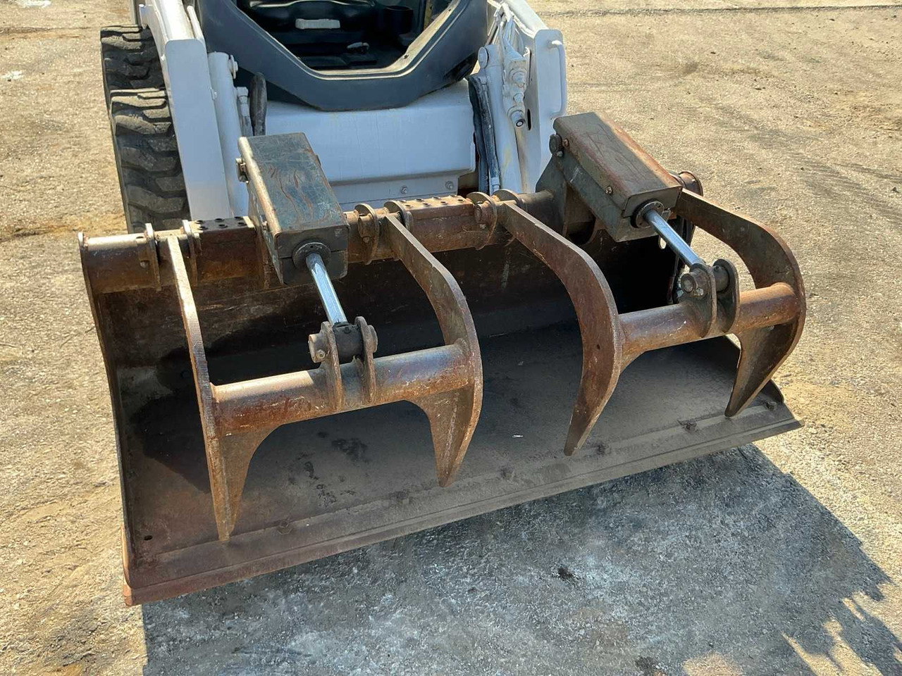 Chargeuse compacte sur chenilles BOBCAT - S450 - COMPACT LOADER - 2021: photos 24 Chargeuse compacte sur chenilles BOBCAT - S450 - COMPACT LOADER - 2021: photos 24