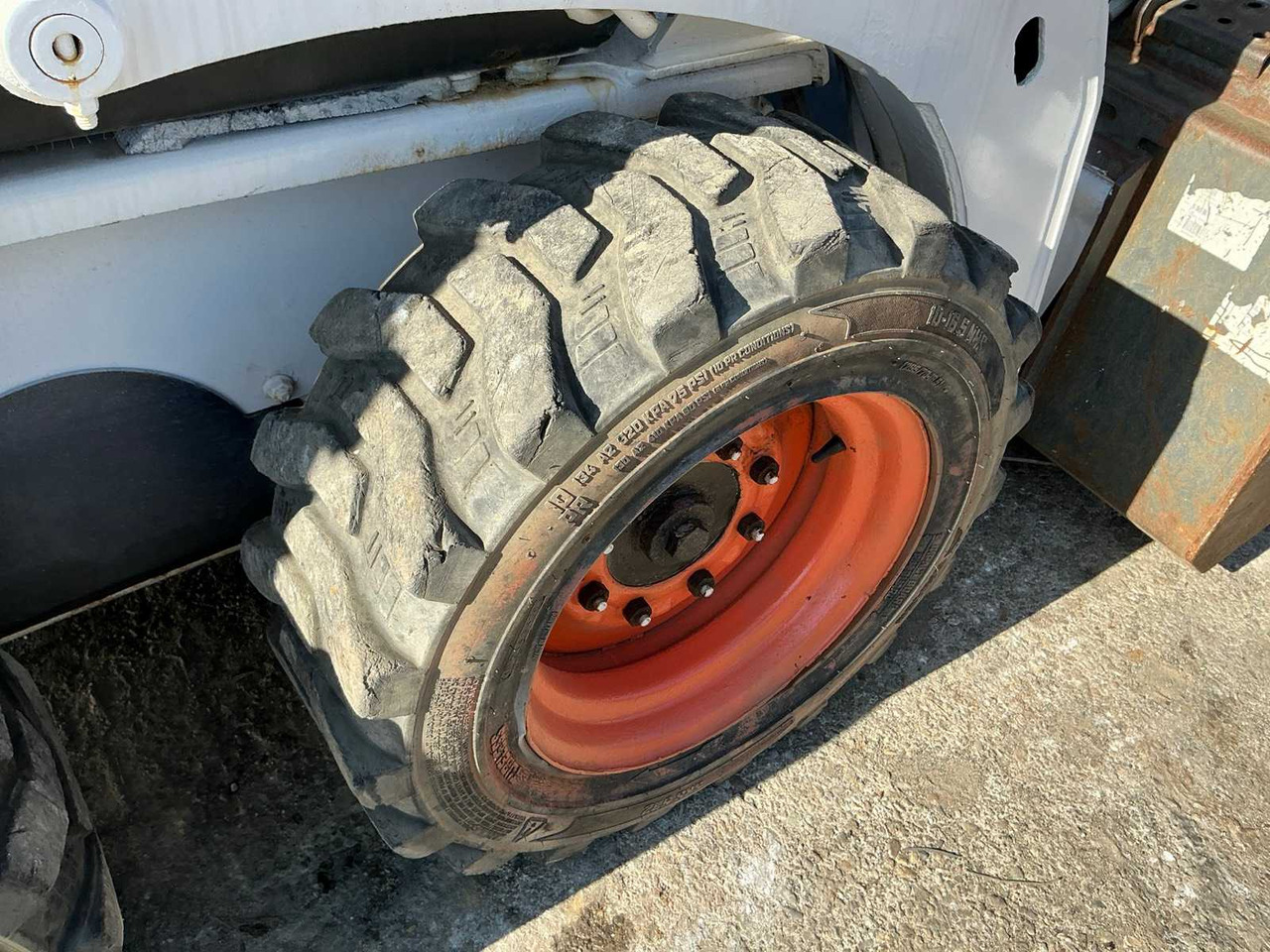 Chargeuse compacte sur chenilles BOBCAT - S450 - COMPACT LOADER - 2021: photos 18 Chargeuse compacte sur chenilles BOBCAT - S450 - COMPACT LOADER - 2021: photos 18