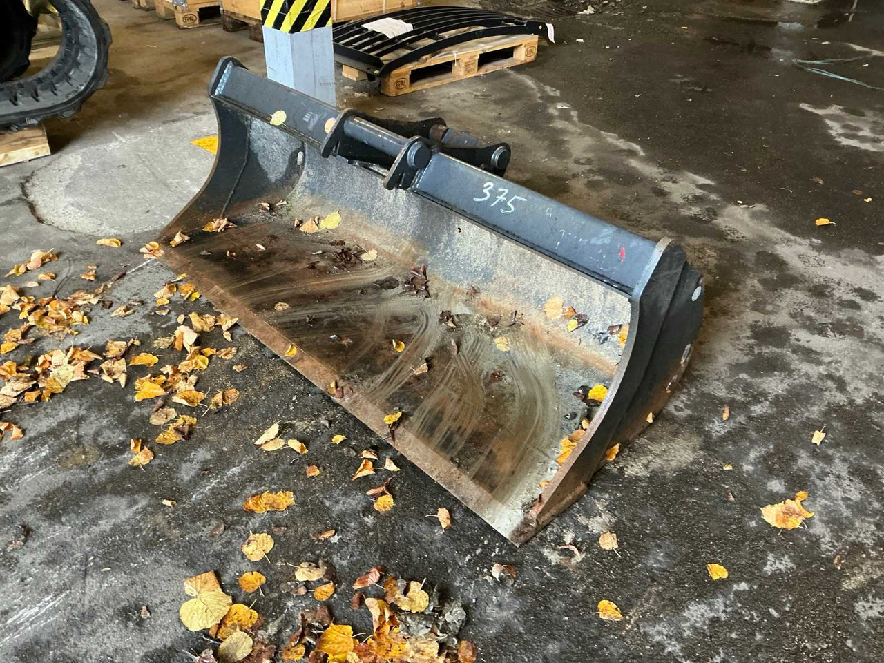 CANGINI - 2021 - BUCKET 1800MM - Chargeuse sur pneus: photos 2 CANGINI - 2021 - BUCKET 1800MM - Chargeuse sur pneus: photos 2