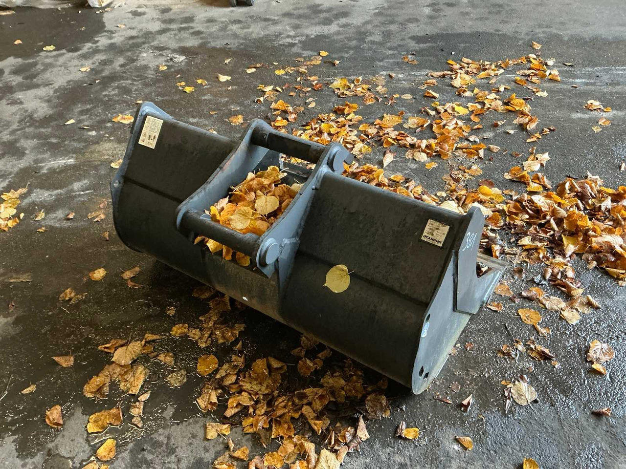 CANGINI - 2021 - SPOON FOR TEREX YANMAR SCHAEFF VIO80 B75W B95W B110W - Chargeuse sur pneus: photos 4 CANGINI - 2021 - SPOON FOR TEREX YANMAR SCHAEFF VIO80 B75W B95W B110W - Chargeuse sur pneus: photos 4