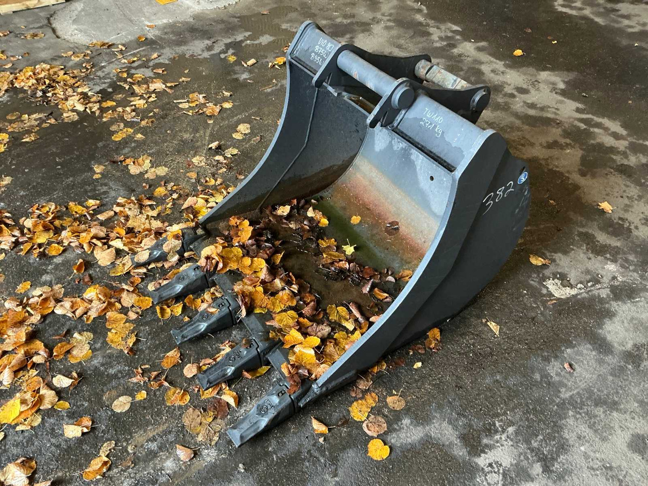 CANGINI - 2021 - SPOON FOR TEREX YANMAR SCHAEFF VIO80 B75W B95W B110W - Chargeuse sur pneus: photos 1 CANGINI - 2021 - SPOON FOR TEREX YANMAR SCHAEFF VIO80 B75W B95W B110W - Chargeuse sur pneus: photos 1